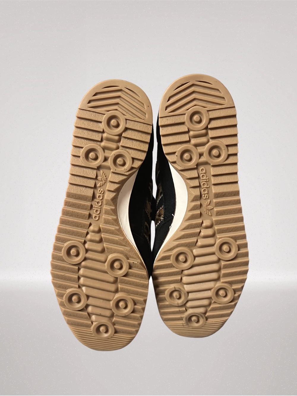 Adidas Originals Women’s Leopard Stripe Sneakers | Black/Tan | NWT - Picture 3 of 3